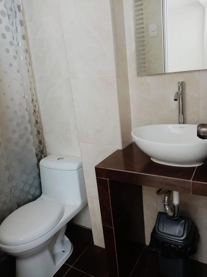 Hotel Kusnaya ピウラ エクステリア 写真